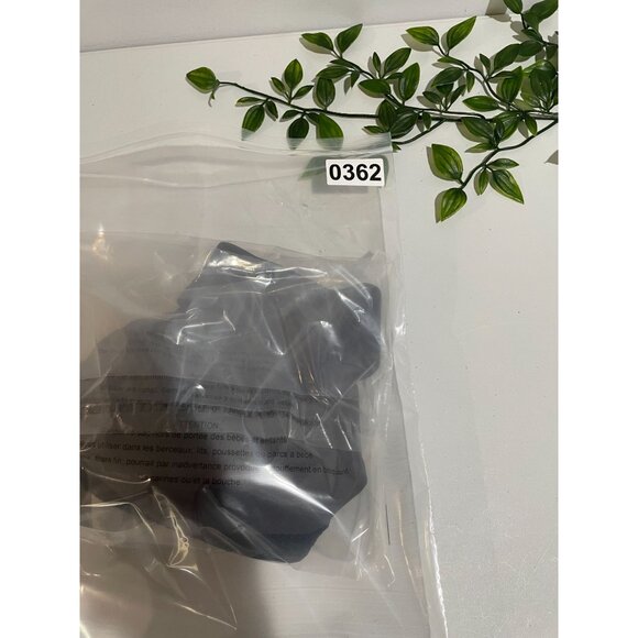 Hanes Comfort Evolution Wire-Free Bra Gray/Black Medium - Picture 6 of 7